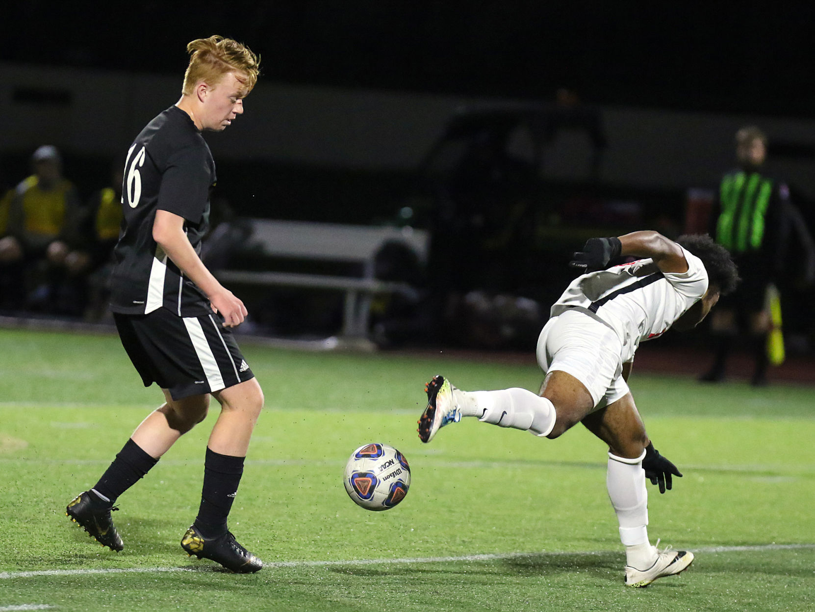 DuBourg vs. Lutheran South soccer
